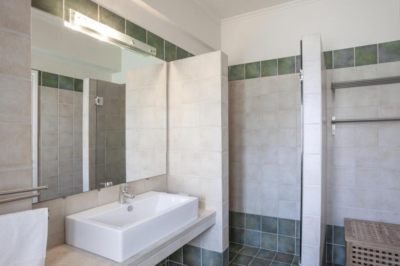Kassiopi Seafront Elegant Apartments Dış mekan fotoğraf