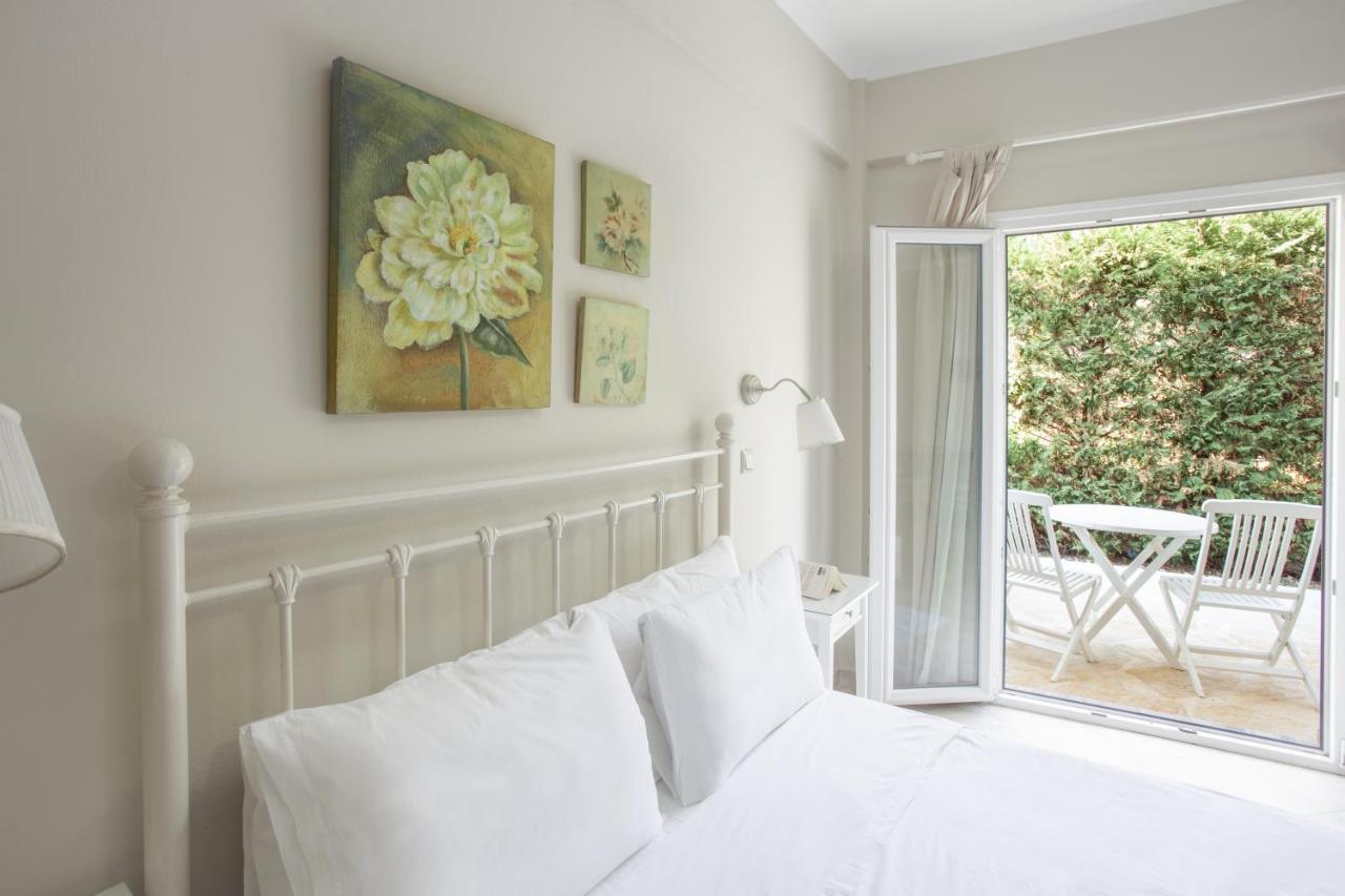 Kassiopi Seafront Elegant Apartments Dış mekan fotoğraf